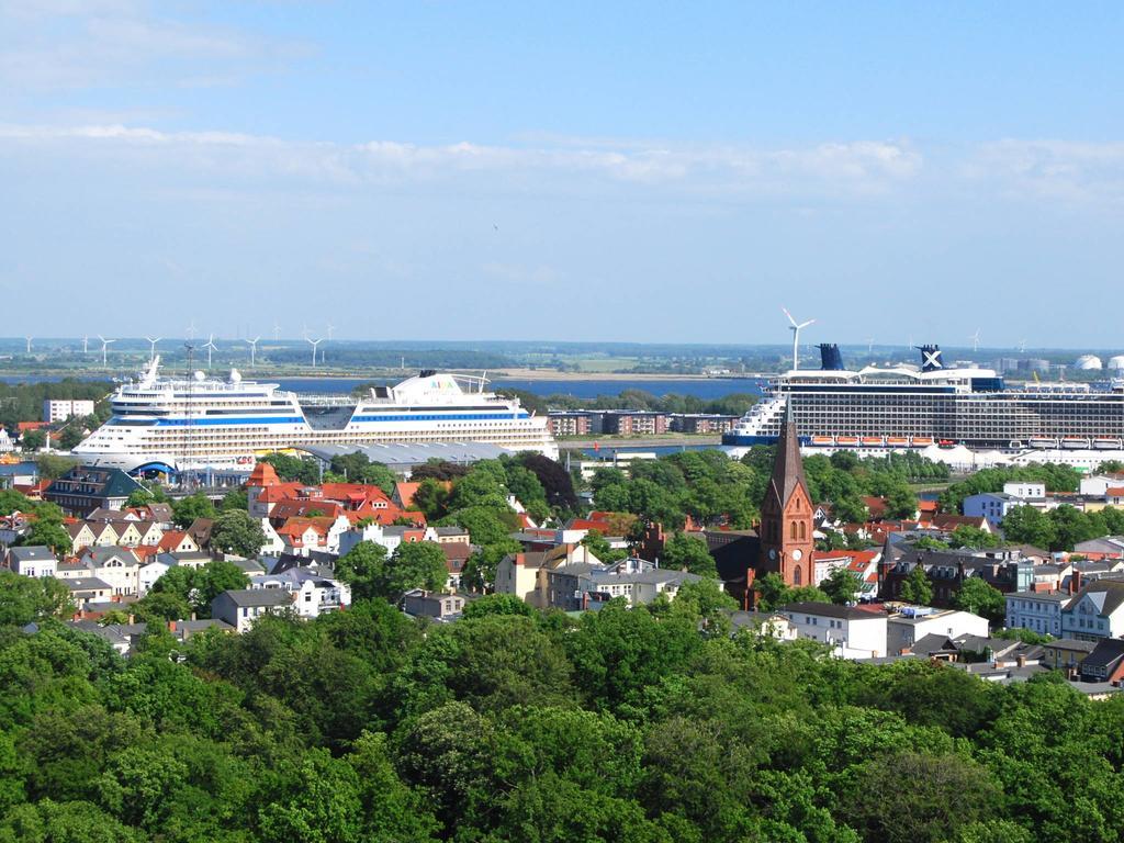 Ferienwohnung Warnemuende Am Kurpark Rostock Extérieur photo